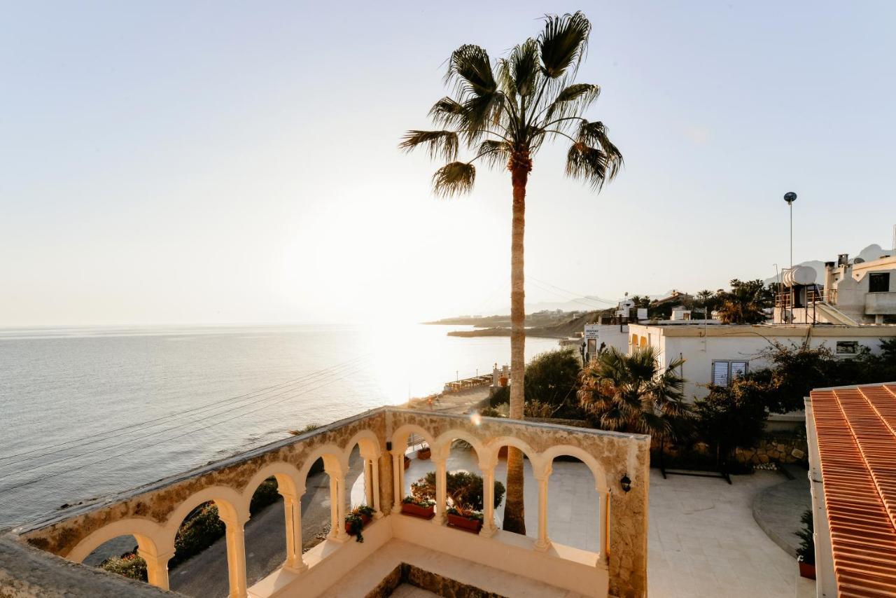 Luxuriant Houses Kyrenia Kyrenia  Exterior foto